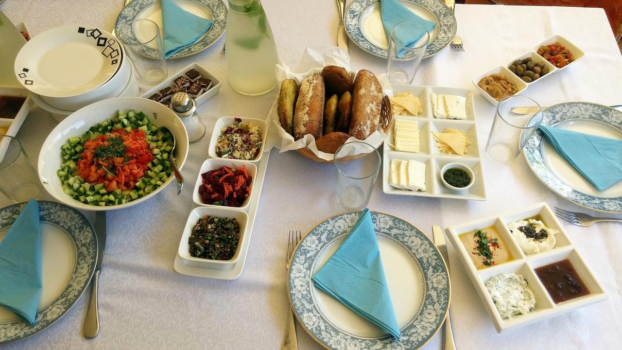 Ha'Seuda Ha'Achrona Suites Amirim Eksteriør billede